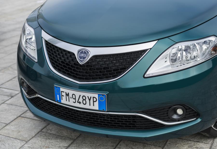 Детали экстерьера Lancia Ypsilon Platinum (846) 2018 года  (фото 7 из 19)